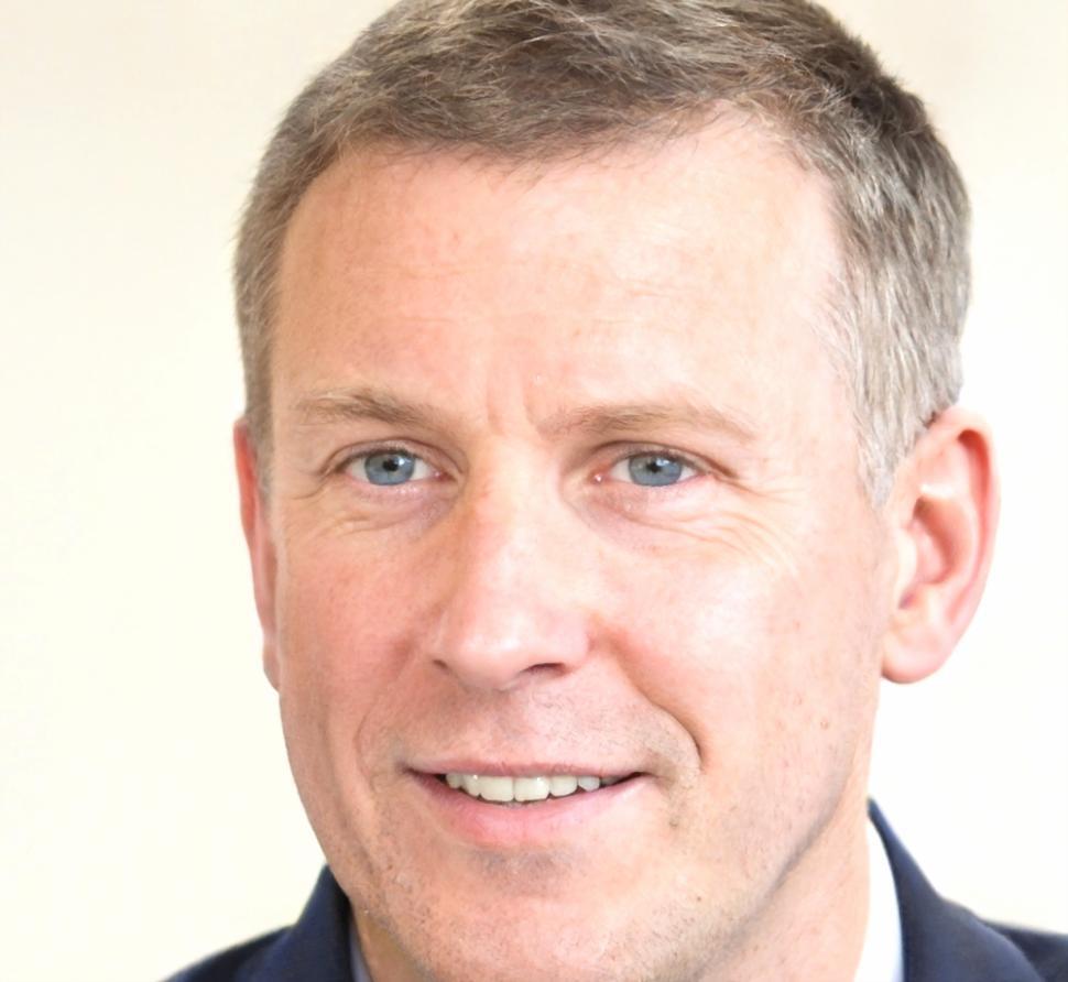 Portrait de Laurent Michaud, spécialiste en contrôle de gestion